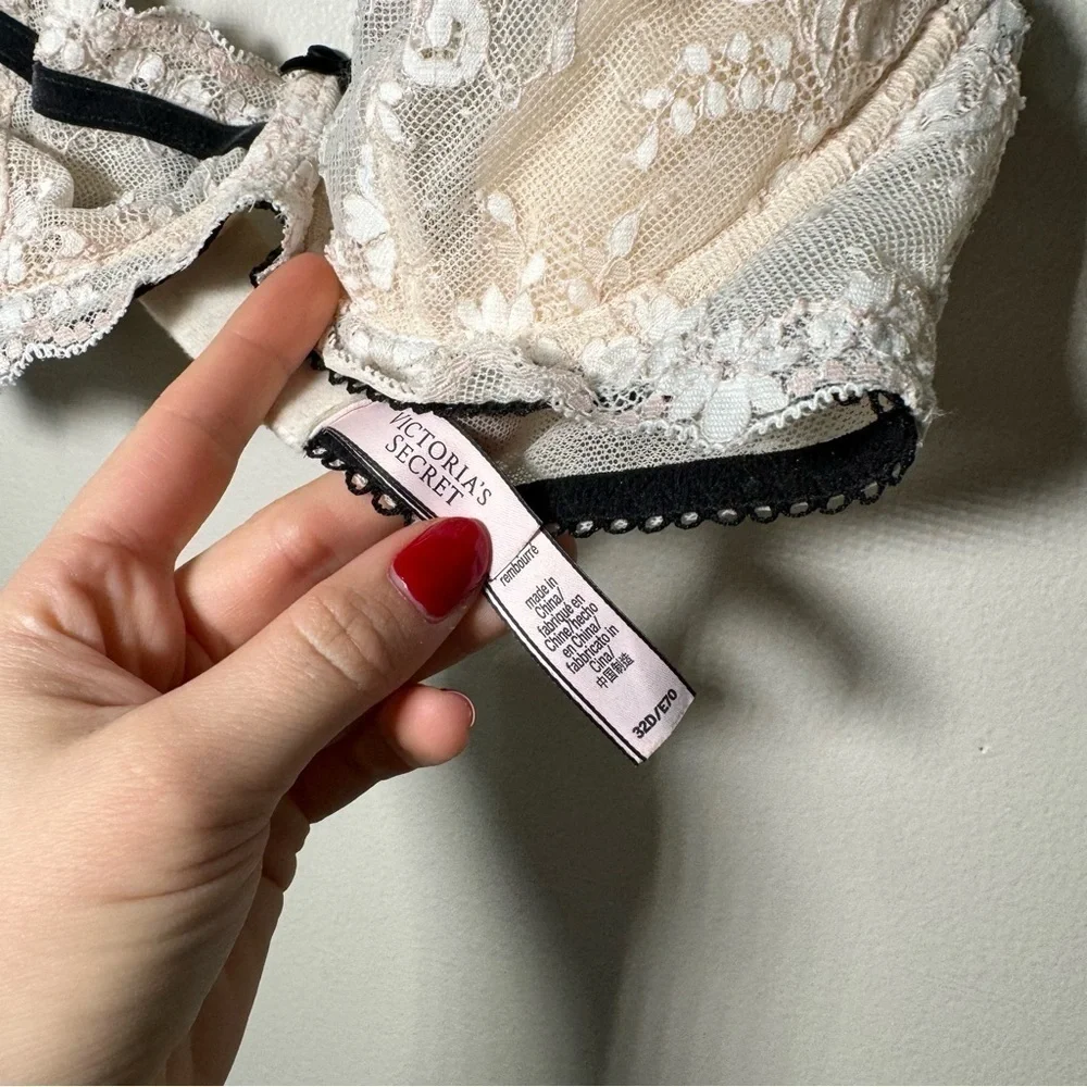 Victoria secret push up without padding lace bra 32D - Picture 4 of 5